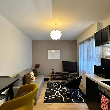 2 Pieces Cathedrale Proche Des Quais Apartament