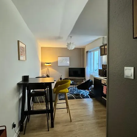 Apartment 2 Pieces Cathedrale Proche Des Quais *